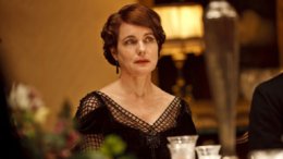 Elizabeth McGovern in Time and the Conways